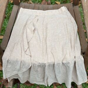 MADEWELL Size 4 Flowy Skirt
100% Cotton